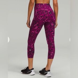 Brand new Lululemon Base Pace High-Rise Crop 23"Cheetah Camo Magenta Purple
